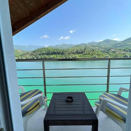 S&R Lake View Hostel Konjic Ngoại thất bức ảnh