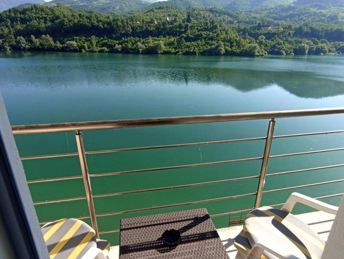 S&R Lake View Hostel Konjic Ngoại thất bức ảnh