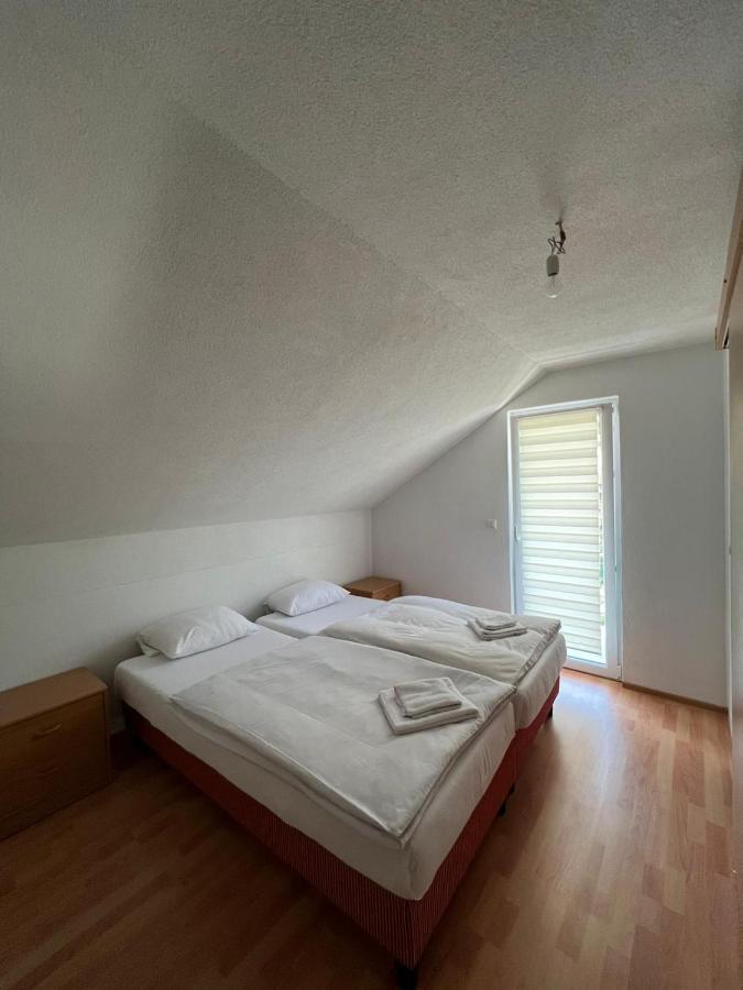 S&R Lake View Hostel Konjic Ngoại thất bức ảnh